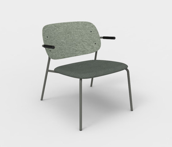 Hale PET Felt Lounge Chair Armrests Upholstered | Fauteuils | De Vorm