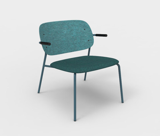 Hale PET Felt Lounge Chair Armrests Upholstered | Poltrone | De Vorm