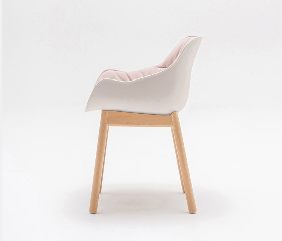 Baltic Soft mit Holzbasis | Stühle | MDD