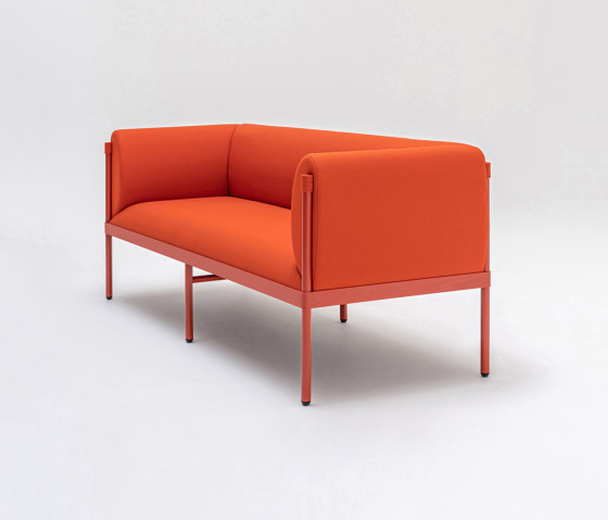 Stilt Sofa | Sofas | MDD