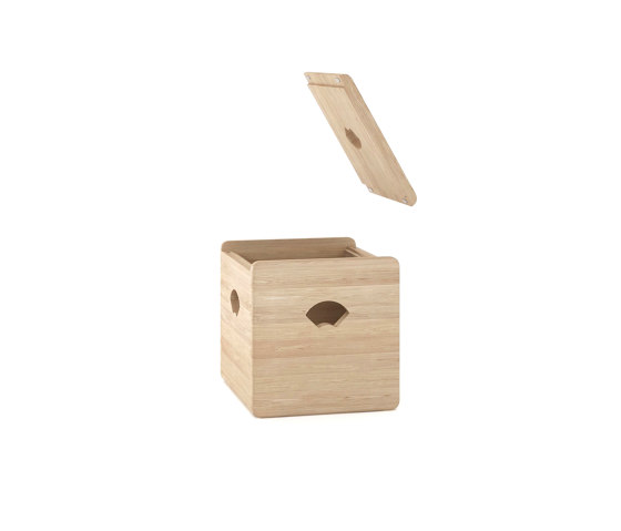 East STOOL BOX | Contenitori / Scatole | Karpenter