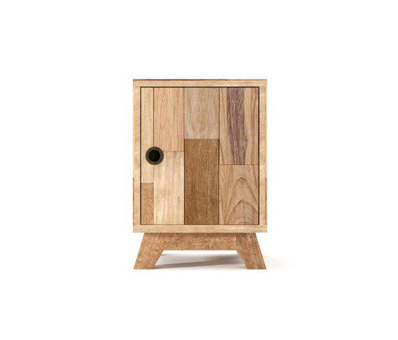 New Broklyn SIDE- BEDSIDE TABLE W/ DOOR II | Comodini | Karpenter