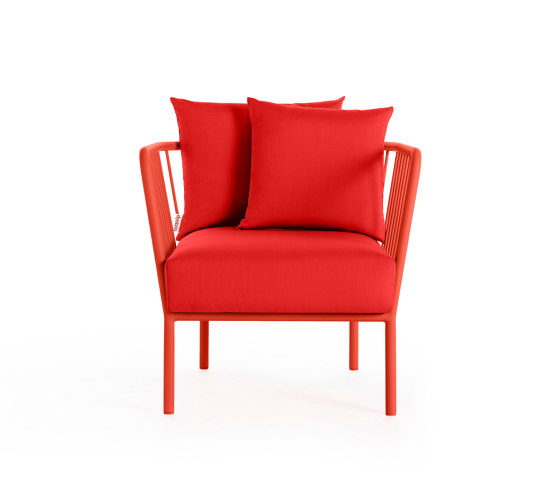 Arp Lounge Chair | Poltrone | Diabla