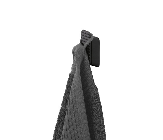 Shift Black | Towel Hook Medium With Horizontal Stripe Pattern Black | Towel rails | Geesa