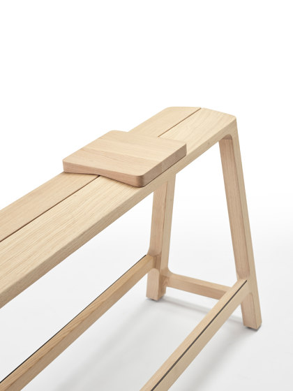 Bock Tablet | Bar stools | Arco