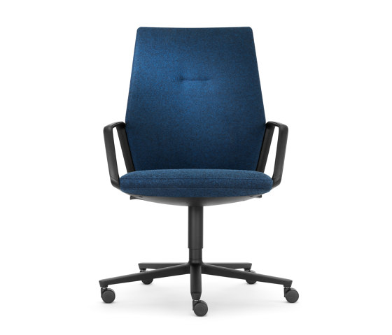 EYLA swivel chair | Sillas de oficina | Girsberger
