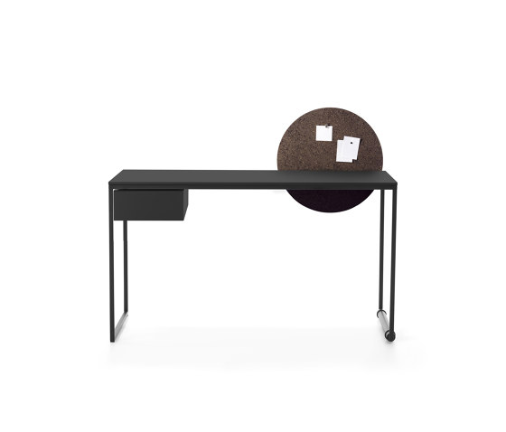 Macis PET table | Desks | Opinion Ciatti