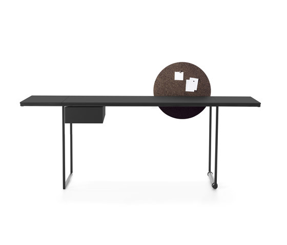 Macis PET table with extensions | Bureaux | Opinion Ciatti