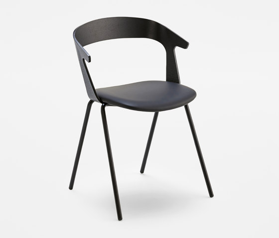 MAKI Stackable Armchair 2.01.Z/I | Chairs | Cantarutti