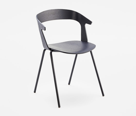 MAKI Stackable Armchair 2.02.Z/I | Chairs | Cantarutti