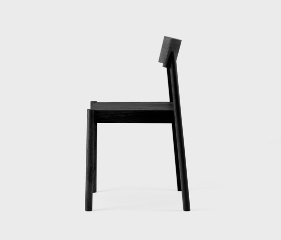 Citizen Chair, rectangular backrest, oak, black paint | Sillas | EMKO PLACE