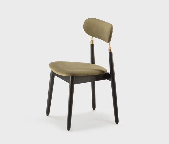 7.1 Stuhl, Gestell Eiche schwarz lackiert, Veloursstoff Textum Avelina grün | Stühle | EMKO PLACE