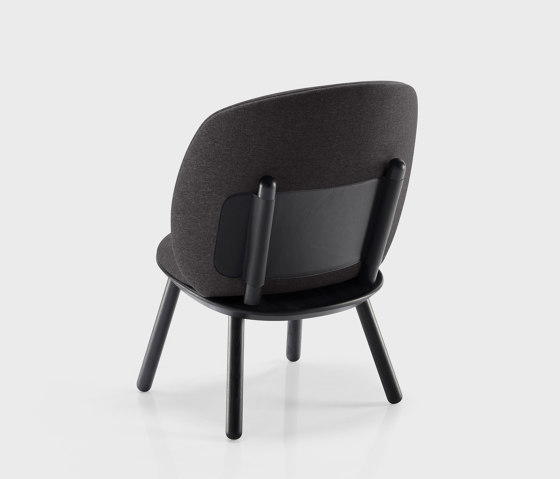 Naïve Low Chair, black painted ash frame, grey Delius Gavi fabric | Sillones | EMKO PLACE