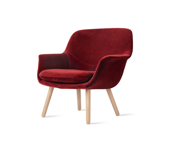 Smile Lounge Low Back Wood Base | Poltrone | ICONS OF DENMARK