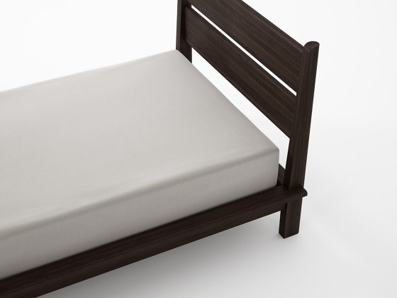 Taku Bed I
SINGLE BED | Camas | Karpenter