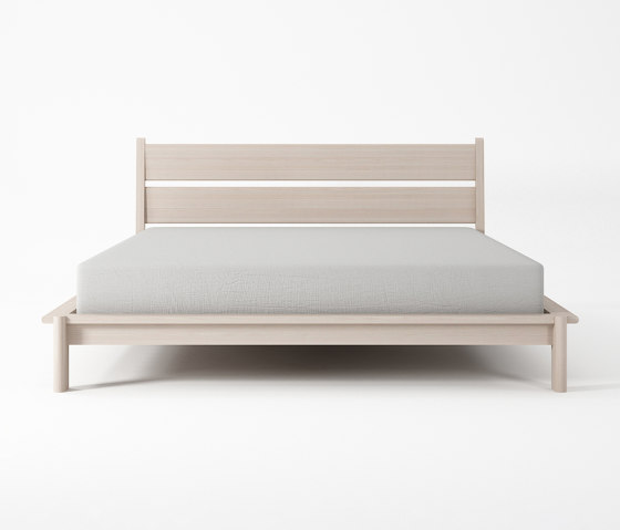Taku Bed I
QUEEN BED | Lits | Karpenter