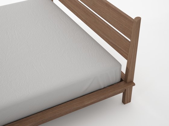 Taku Bed I
QUEEN BED | Betten | Karpenter