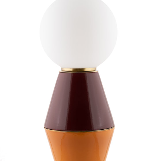 Palm | Medium Table Lamp | Lámparas de sobremesa | Marioni