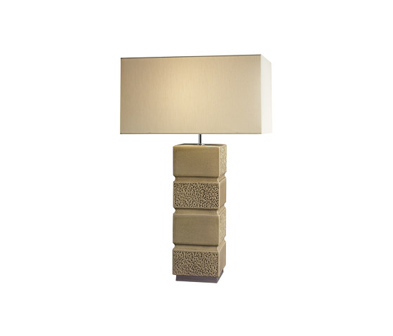 Sue | Medium Table Lamp | Lámparas de sobremesa | Marioni