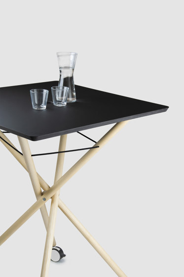 Link and Think | Table haute | Tables hautes | roomours