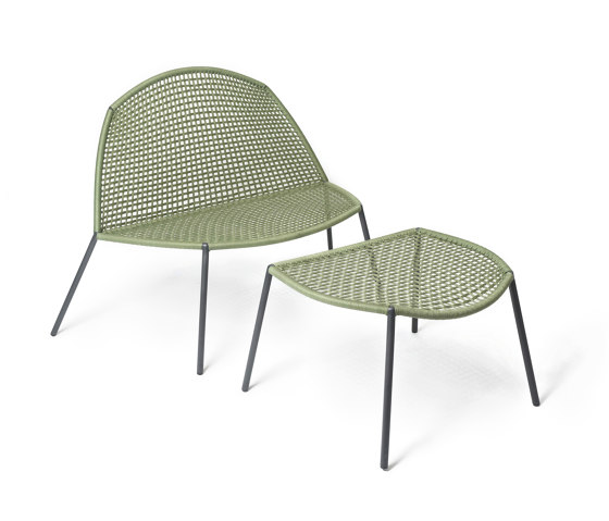 Bloom Lounge Chair with Footrest | Sillones | Fischer Möbel
