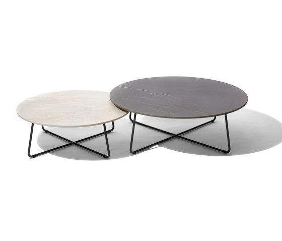 Drop Side Table Round 80 or 100cm | Tables d'appoint | Fischer Möbel