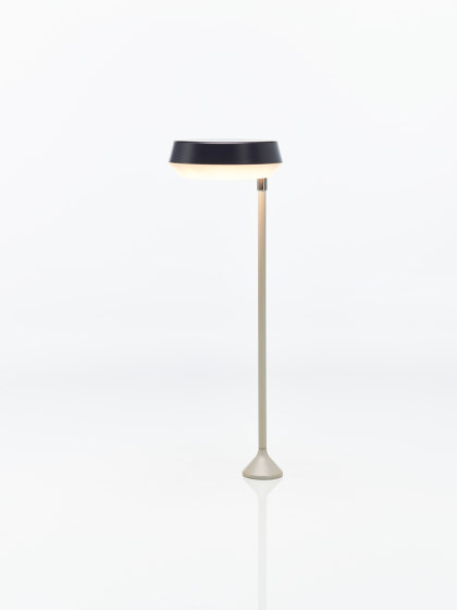 Mirai Table lamp | Sand - Black | Lámparas de sobremesa | Imagilights