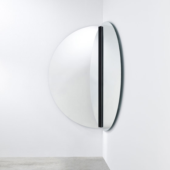 Luna Black M Corner | Miroirs | Deknudt Mirrors