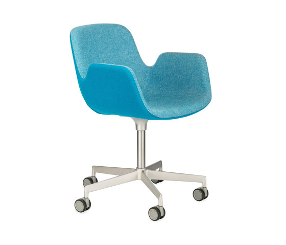 Pass S134 | Chairs | lapalma