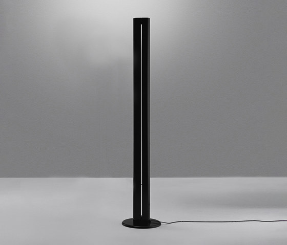 Megaron | Free-standing lights | Artemide