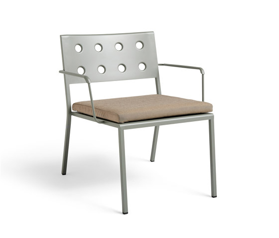 Balcony Lounge Chair & Armchair Cushion | Cojines para sentarse | HAY