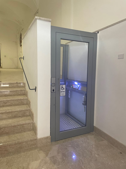 Vertical platform step lift STEPPY PLUS | Ascenseurs | Vimec Srl