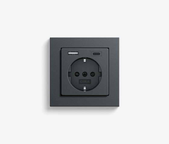 E2 | USB socket outlet Anthracite | Prese Schuko | Gira