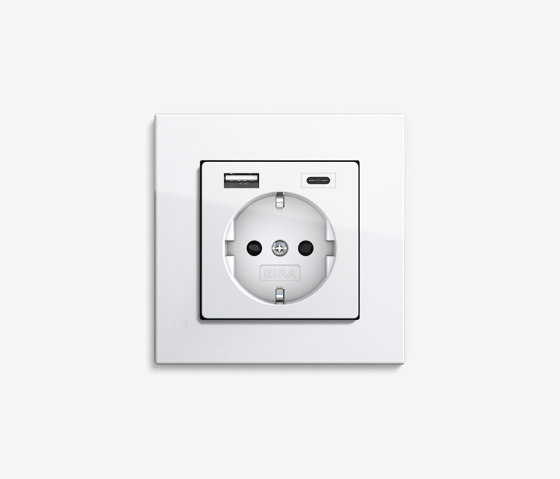 E2 I Flat installation | USB socket outlet Pure white glossy | Schuko sockets | Gira