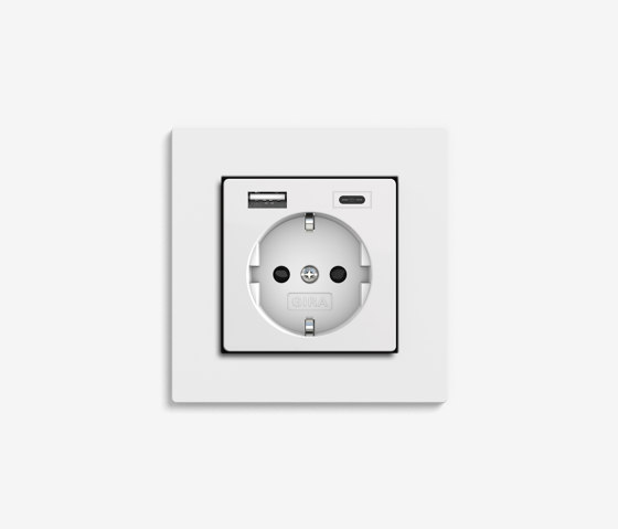 E2 I Flat installation | USB socket outlet Pure white matt | Schuko sockets | Gira