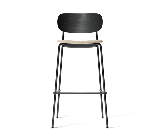 Co Bar Chair, Black Steel | Black Oak / MENU Bouclé 02 | Barhocker | Audo Copenhagen