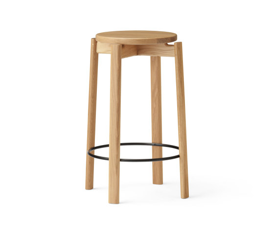 Passage Counter Stool | Dark Lacquered Oak | Counter stools | Audo Copenhagen