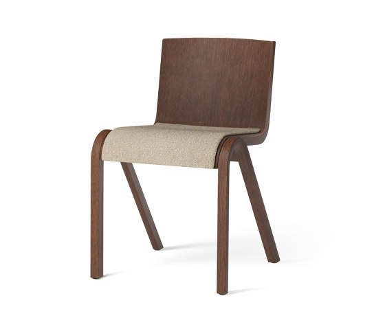 Ready Dining Chair, Seat Upholstered | Red Stained Oak / Audo Bouclé 02 | Stühle | Audo Copenhagen