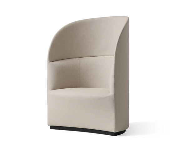 Tearoom Lounge Chair, High Back W Power Outlet | Hallingdal 65/200 | Sessel | Audo Copenhagen