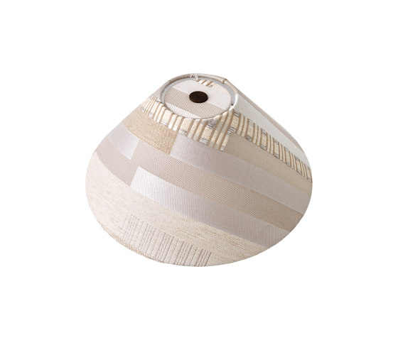 Torso Table Lamp, 37 | Barbelia / Plage De Coquillages | Luminaires de table | Audo Copenhagen