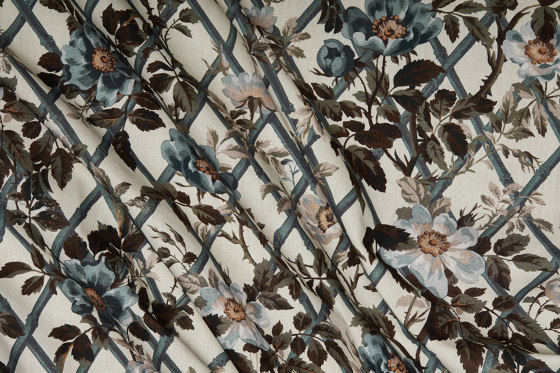 BRYHER ROSE Cotton Linen - Lapis Blue | Tissus de décoration | House of Hackney