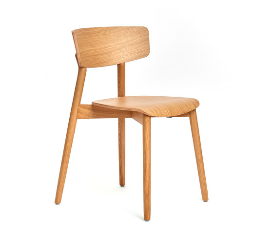 Marlon Stacking Chair, Oak natural | Sedie | AXEL VEIT