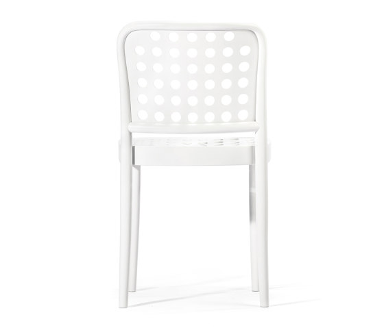 822 Chair | Chairs | TON A.S.