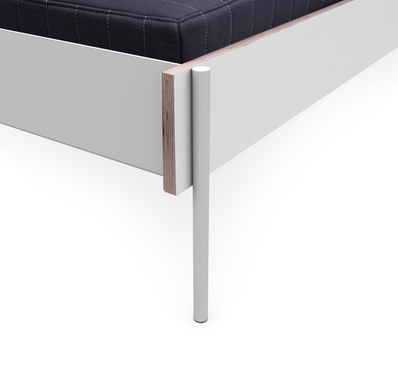Hans | Daybed, white | Camas | Magazin®