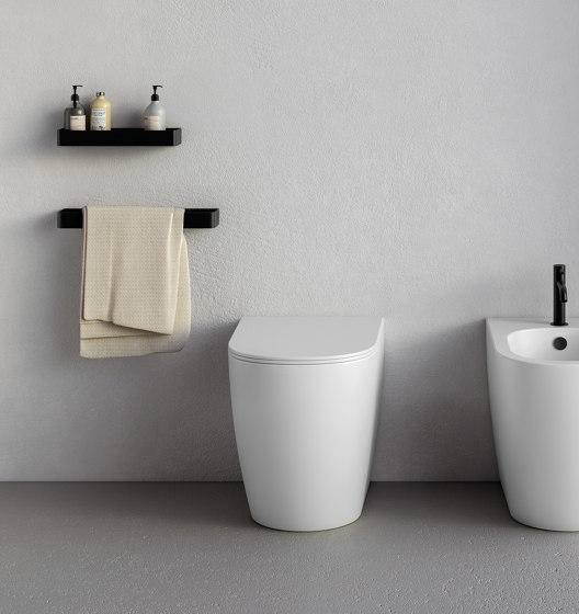 Pin - rimless floor-mounted toilet | WC | NIC Design