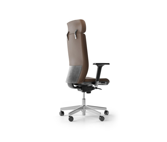 Aura Executive Chairs | Chaises de bureau | Narbutas