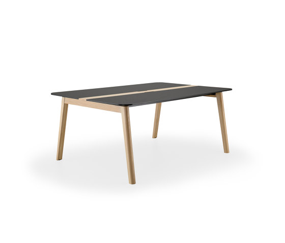 Nova Wood Meeting Tables | Objekttische | Narbutas