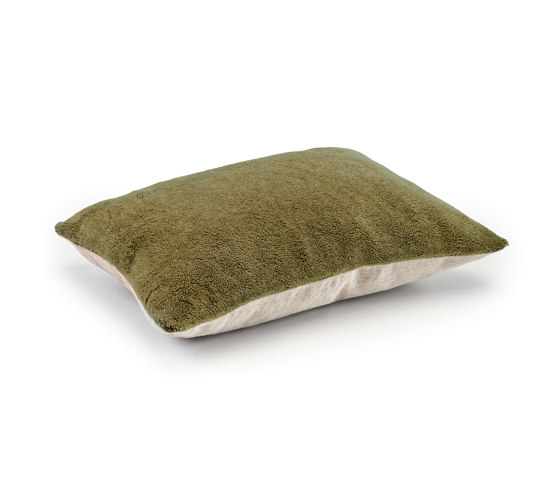 Wool plush | CO 215 63 02 | Cushions | Elitis