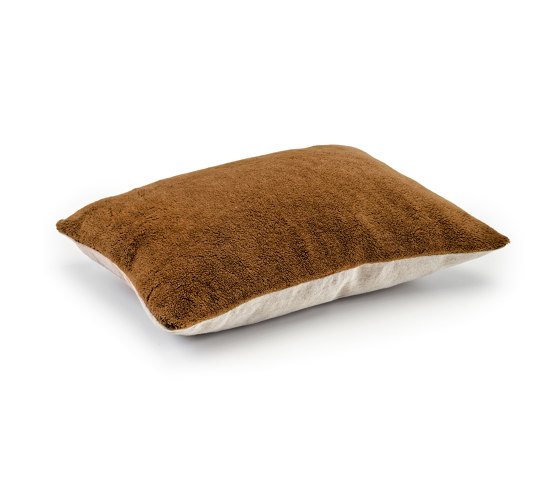 Wool plush | CO 215 71 02 | Cushions | Elitis
