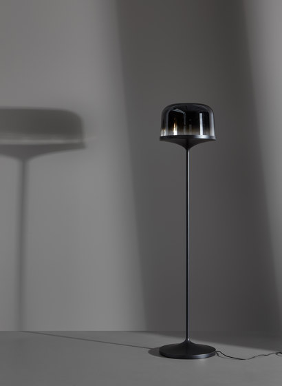 Pin | Lámparas de pie | Bonaldo